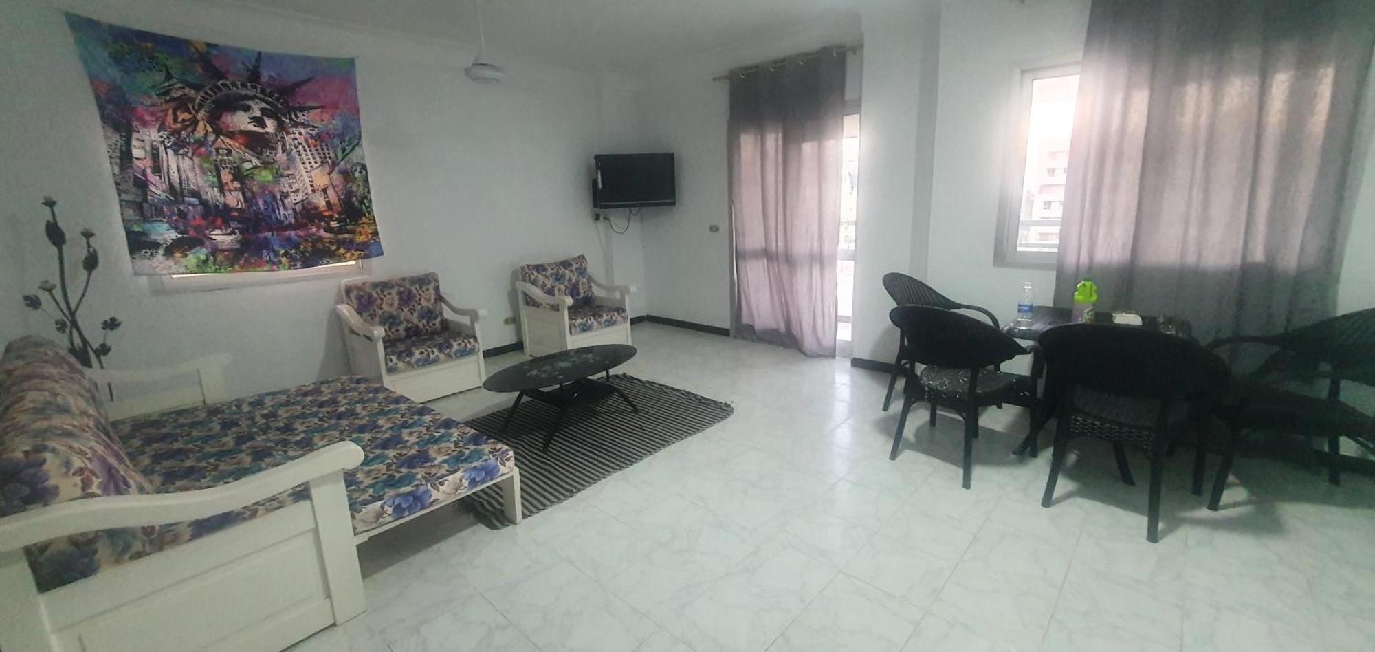Apartment شاطيء النخيل *
